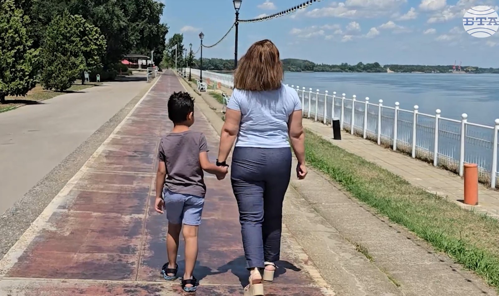 Видин: Приемната грижа дава нов шанс на децата